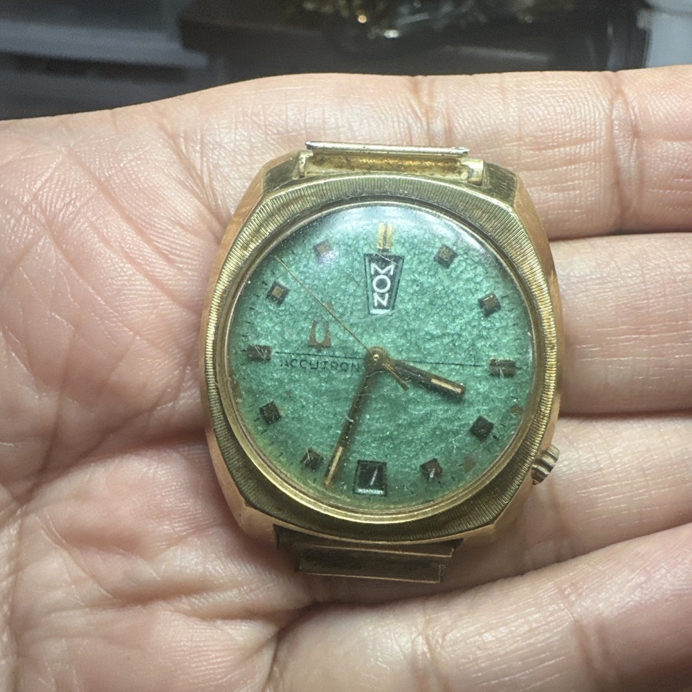 VTG 1970s Bulova Accutron Green Dial 34mm Cal. 2182 -Missing Back Cover - Repair